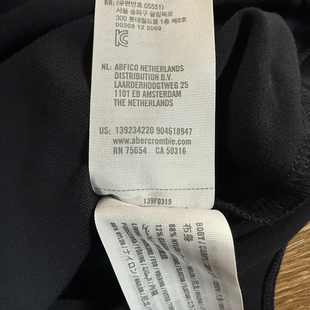 Abercrombie & Fitch Bodysuit Women XS Black Long Sleeve Ruched Cutout Minimalist - Picture 4 of 10